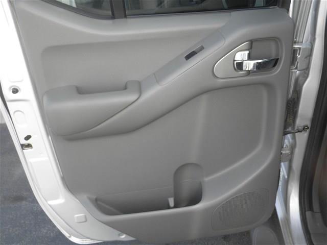 Nissan Frontier 2008 photo 5