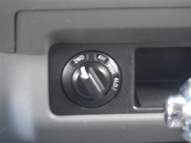 Nissan Frontier 2008 photo 8