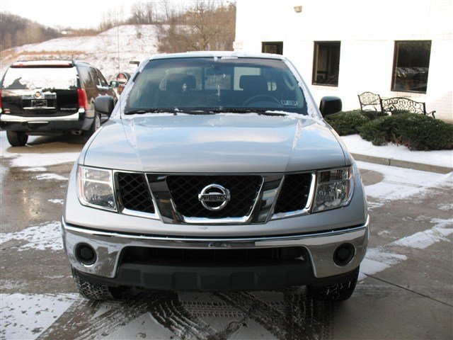 Nissan Frontier 2008 photo 2