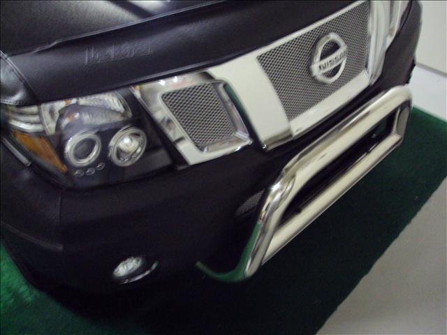 Nissan Frontier 2009 photo 1