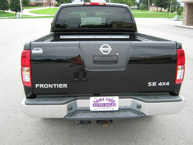 Nissan Frontier 2010 photo 3