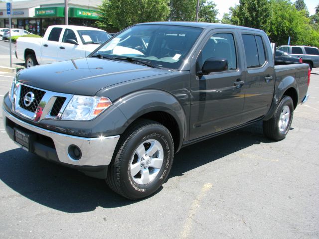 Nissan Frontier SLE Z71 Crew Cab Short Bed 4X4 Pickup Truck