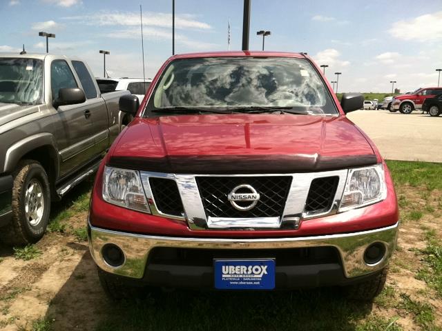 Nissan Frontier 2010 photo 4