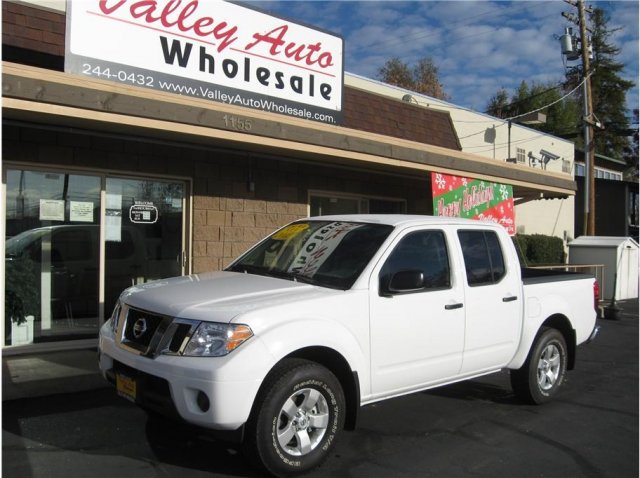 Nissan Frontier LS V6 4DR AWD Unspecified