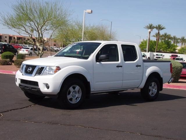 Nissan Frontier 2012 photo 0