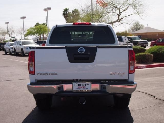 Nissan Frontier 2012 photo 4