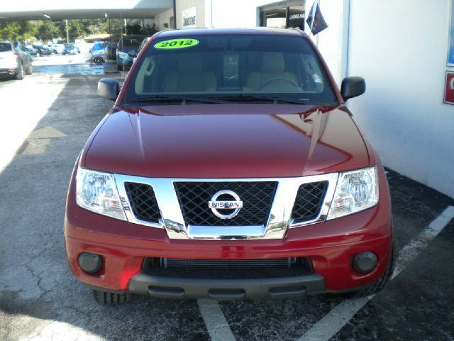 Nissan Frontier 2012 photo 3