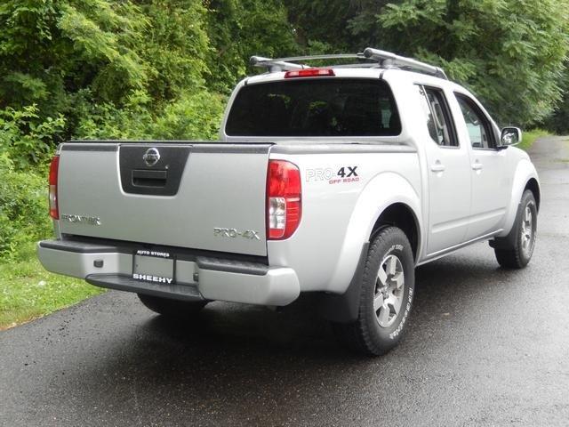 Nissan Frontier 2012 photo 4