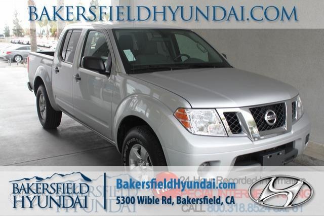 Nissan Frontier 2012 photo 1