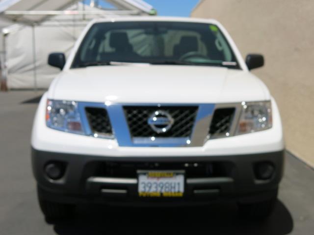 Nissan Frontier 2012 photo 1