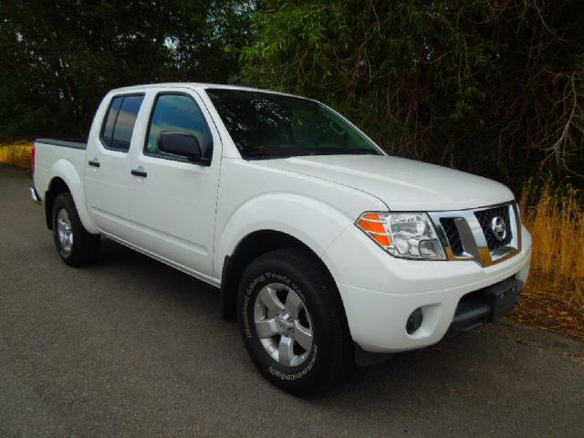 Nissan Frontier 2012 photo 4