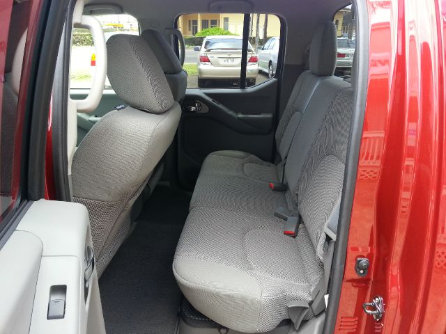 Nissan Frontier 2013 photo 4