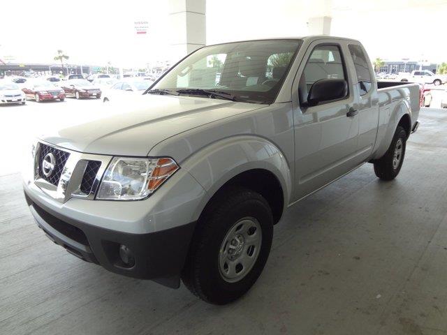 Nissan Frontier 2013 photo 4