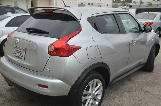 Nissan Juke 2011 photo 22