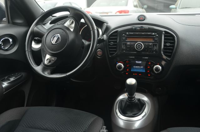 Nissan Juke 2011 photo 8