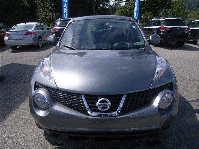 Nissan Juke 2011 photo 2