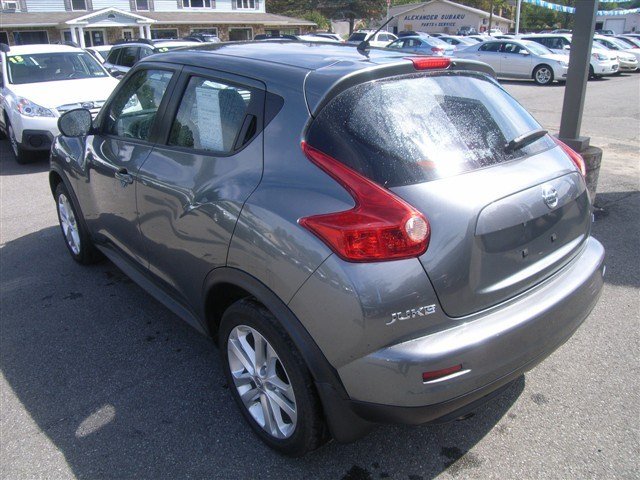 Nissan Juke 2011 photo 4