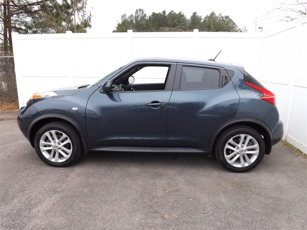 Nissan Juke 2011 photo 3