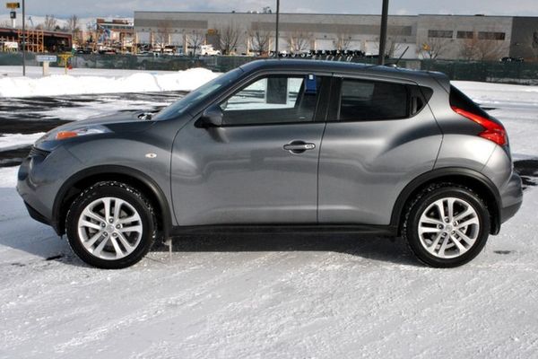 Nissan Juke 2011 photo 1