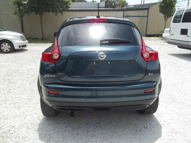 Nissan Juke 2011 photo 2