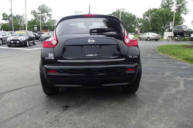 Nissan Juke 2011 photo 2