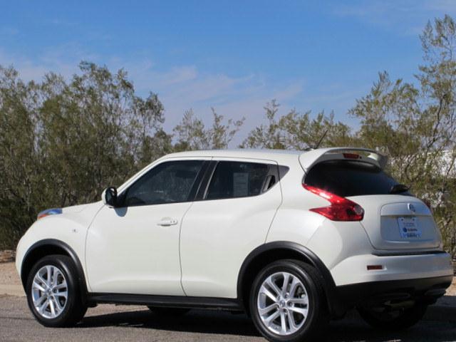 Nissan Juke 2011 photo 4