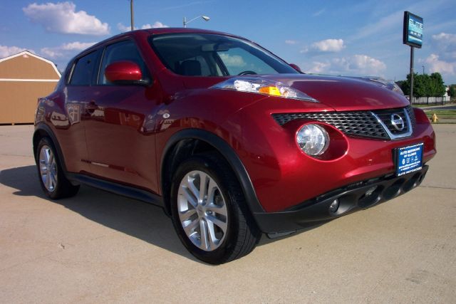 Nissan Juke 2011 photo 2