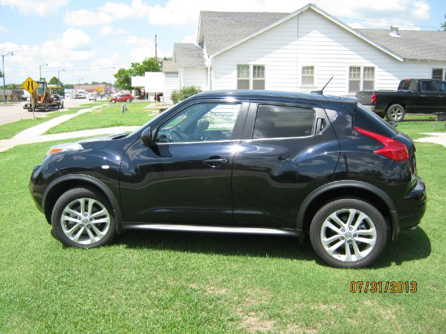 Nissan Juke 2011 photo 4