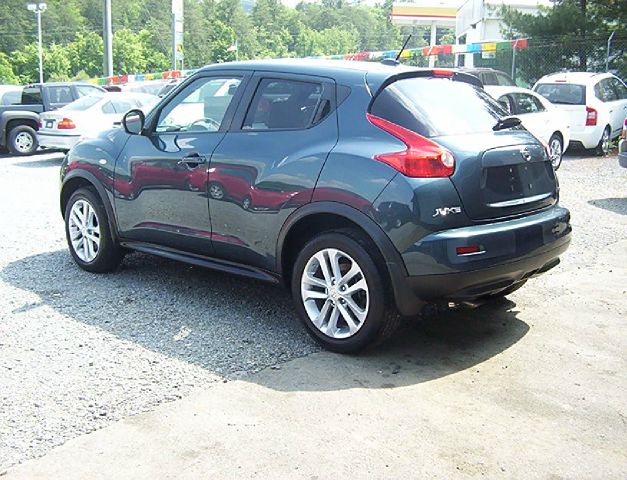 Nissan Juke 2011 photo 8