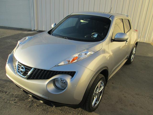 Nissan Juke 2011 photo 3