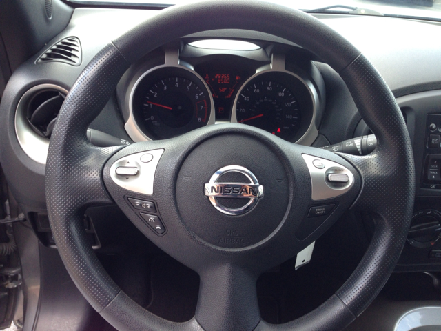 Nissan Juke 2011 photo 3