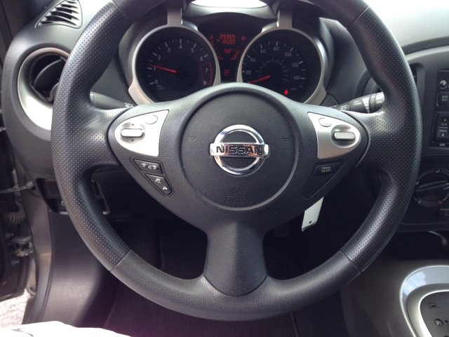 Nissan Juke 2011 photo 9