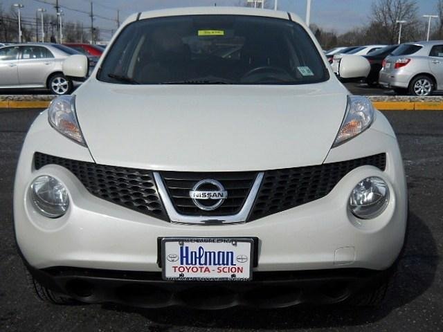 Nissan Juke 2011 photo 2