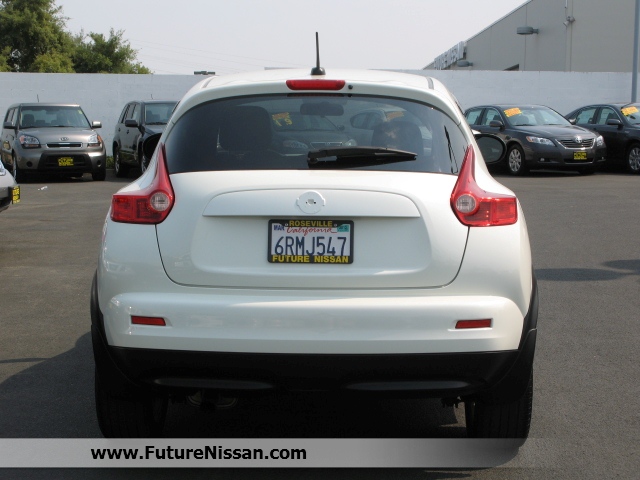 Nissan Juke 2011 photo 4