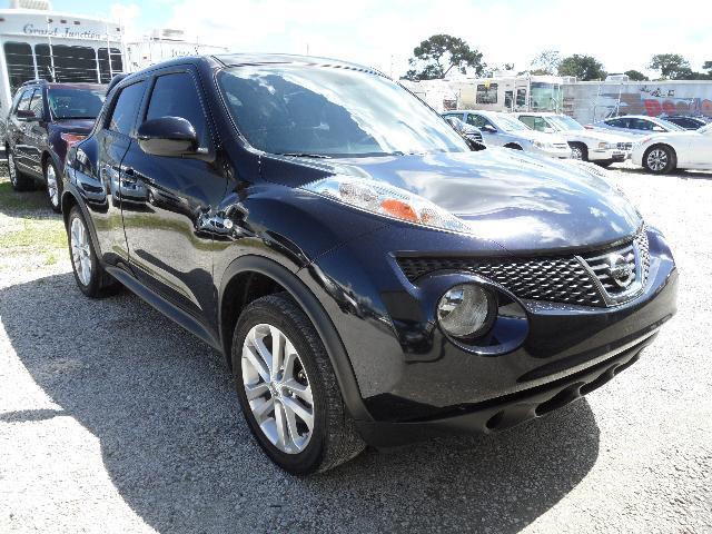 Nissan Juke 2011 photo 2