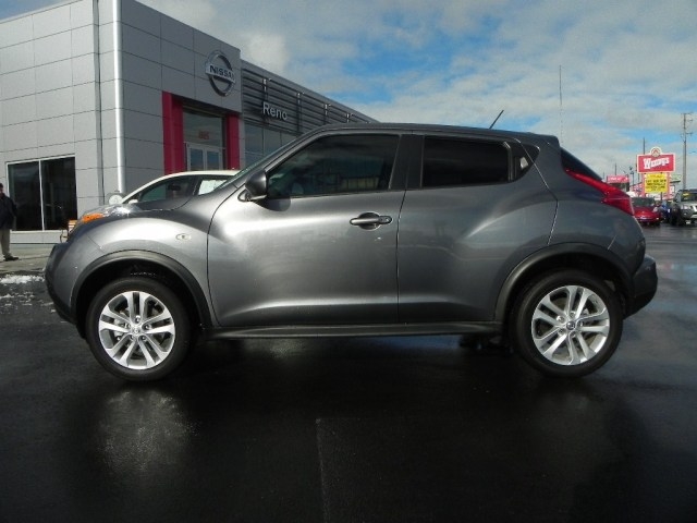 Nissan Juke 2011 photo 3