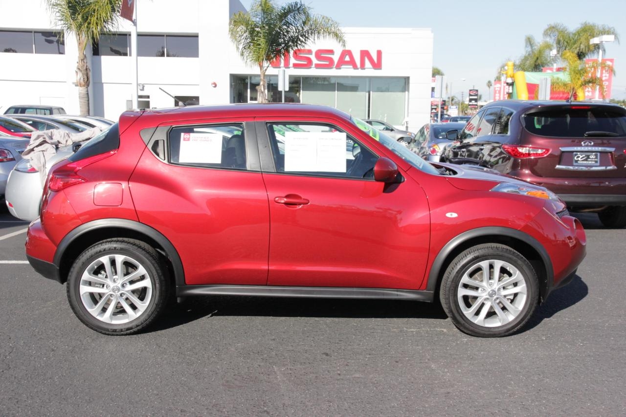 Nissan Juke 2011 photo 1