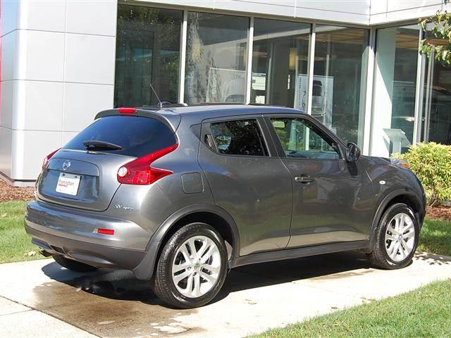 Nissan Juke 2011 photo 4