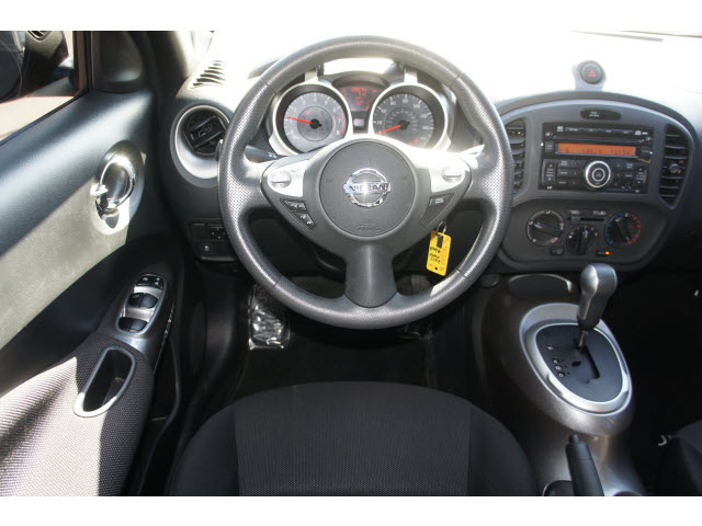 Nissan Juke 2011 photo 5