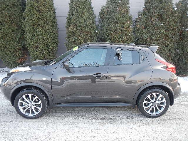 Nissan Juke 2011 photo 2