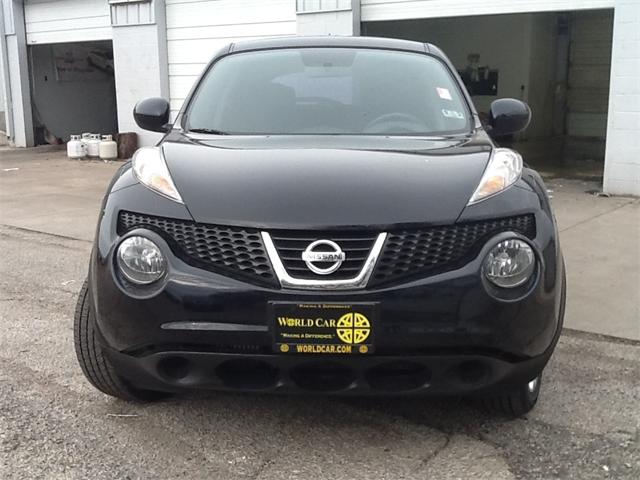 Nissan Juke 2011 photo 2