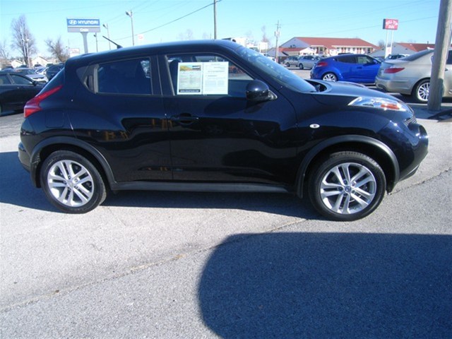 Nissan Juke 2011 photo 3