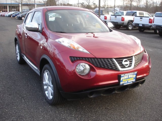 Nissan Juke 2011 photo 2