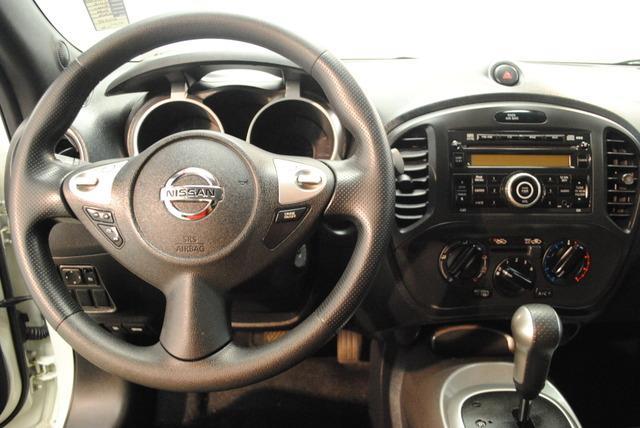 Nissan Juke 2012 photo 20