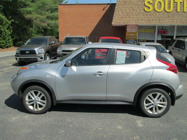 Nissan Juke 2012 photo 6