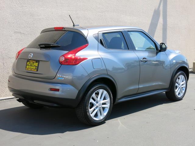 Nissan Juke 2013 photo 4