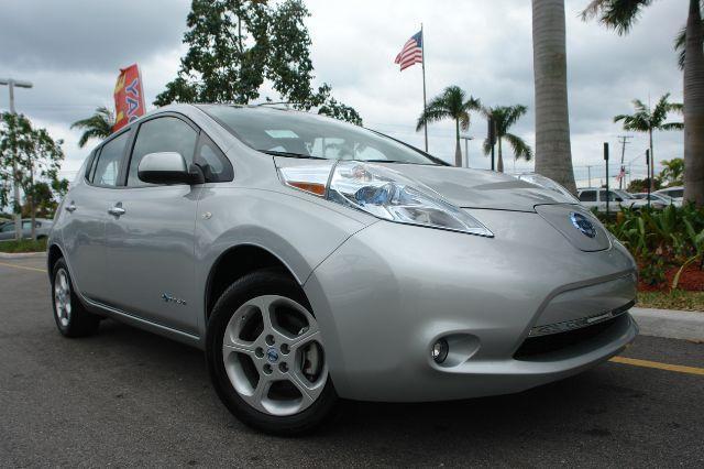 Nissan LEAF 2011 photo 5