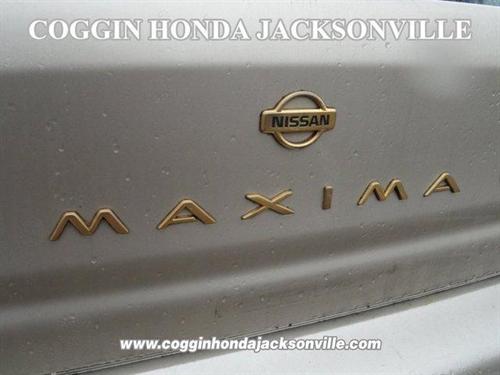 Nissan Maxima 1995 photo 3