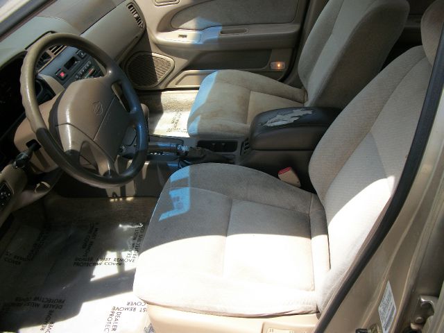 Nissan Maxima 1996 photo 2