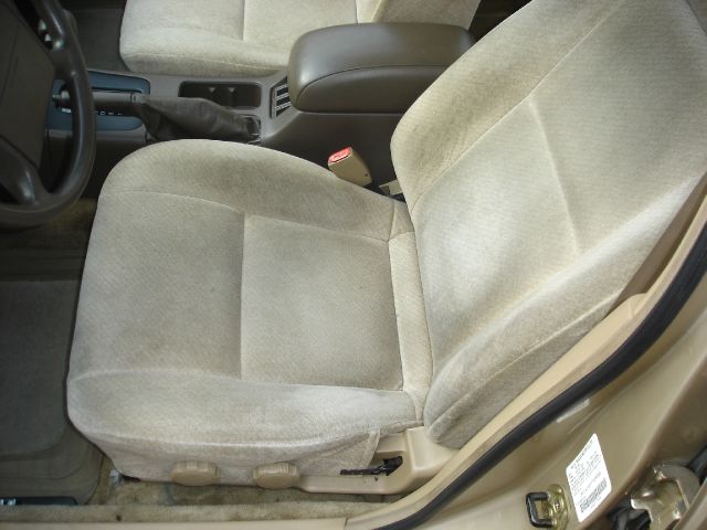 Nissan Maxima 1996 photo 6